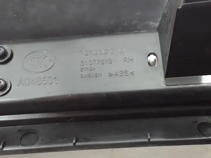 Volvo S90 (2016 - 2020)  31377619 Отделка заднего порога (внутренняя)