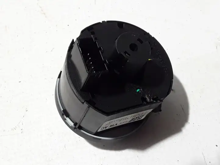 Volkswagen Golf VII (2013 - 2019) 5GM941431B Включатель фонарей — фото 3