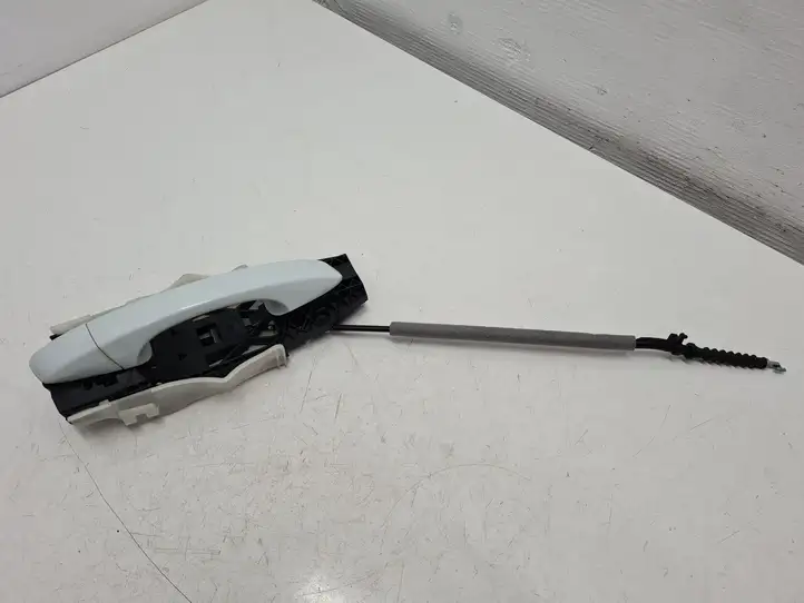 Skoda Fabia Mk3 (NJ) (2015 - 2021)  5E0837349A Наружная ручка