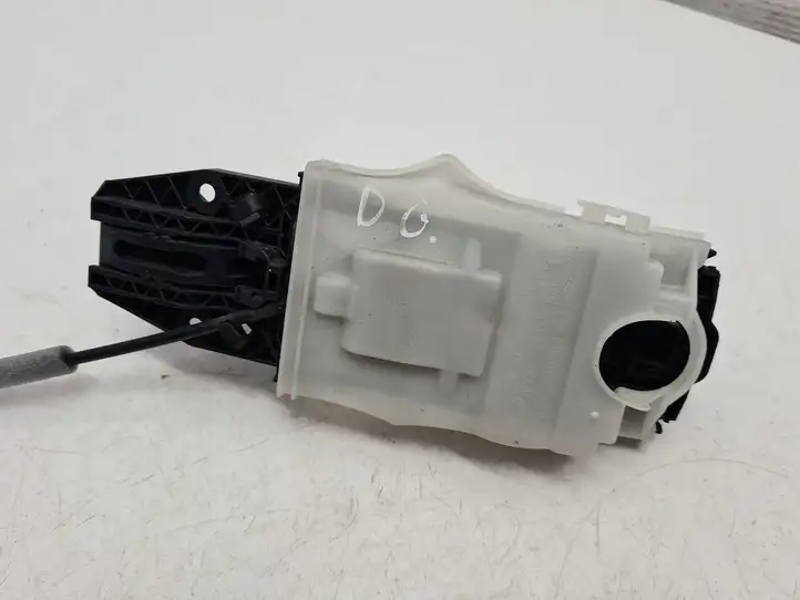 Skoda Fabia Mk3 (NJ) (2015 - 2021)  5E0837349A Наружная ручка