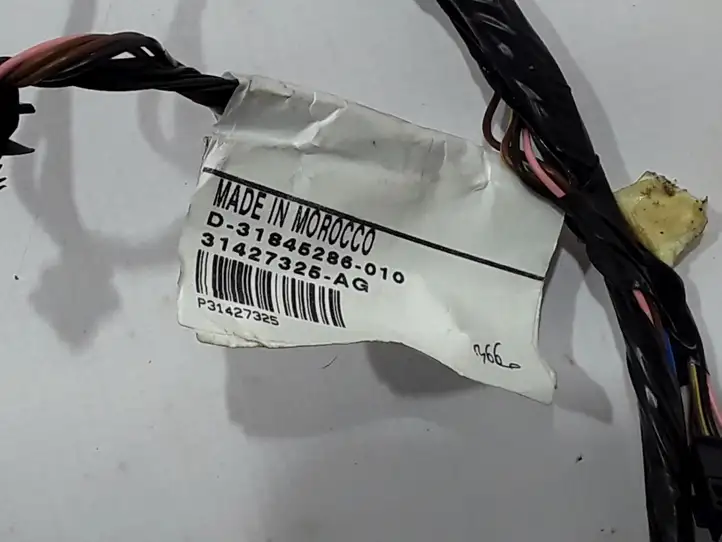 Volvo XC60 (2017 - ) 31427325 Прочая электропроводка — фото 2