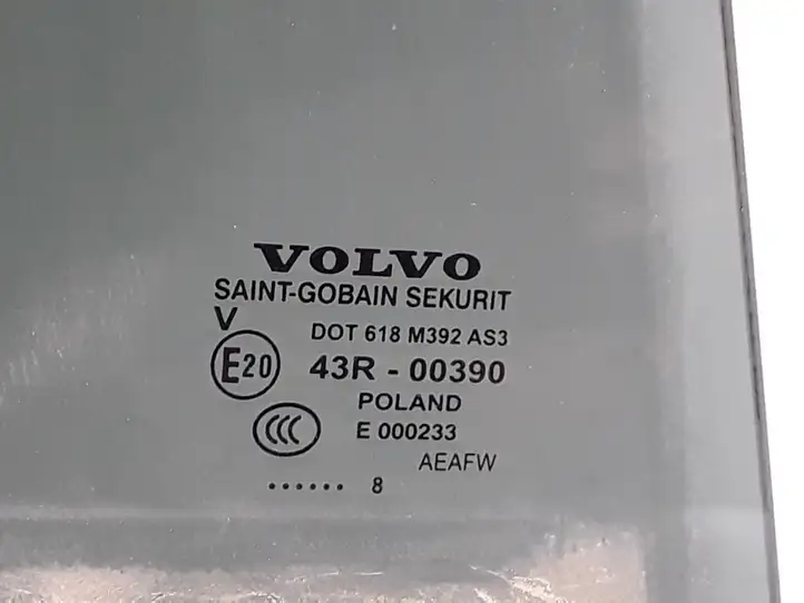 Volvo XC60 (2017 - ) 31424757 Стекло задней двери — фото 4