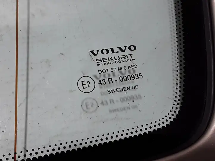 Volvo XC70 (2004 - 2007) 30664652 Заднее боковое стекло — фото 2
