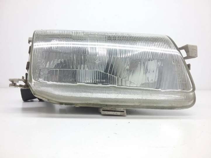 Opel Astra (1991 - 1998)  135120748 Передняя фара