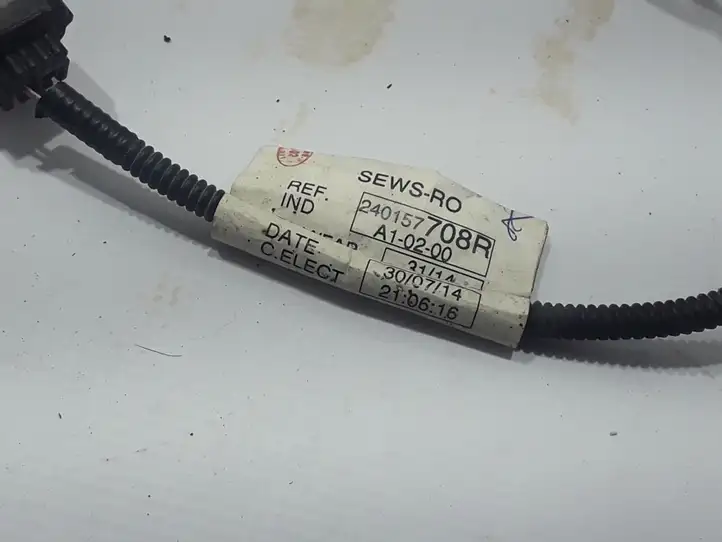 Renault Kangoo II (2008 - 2014) 240157708R Прочая электропроводка — фото 2