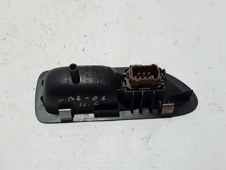 Renault Laguna II (2001 - 2005) 8200317493 Блок кнопок стеклоподъемников — фото 2