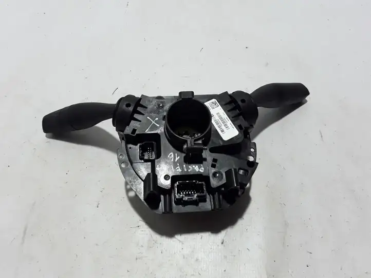 Chrysler Pacifica (2016 - )  56054252AC Комплект ручек