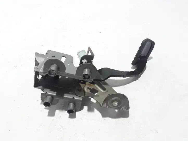 Renault Espace (2015 - 2019)  465011585R Тормозная педаль