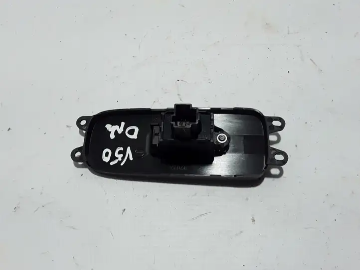 Volvo V50 (2008 - 2012) Кнопка стеклоподъемников — фото 2