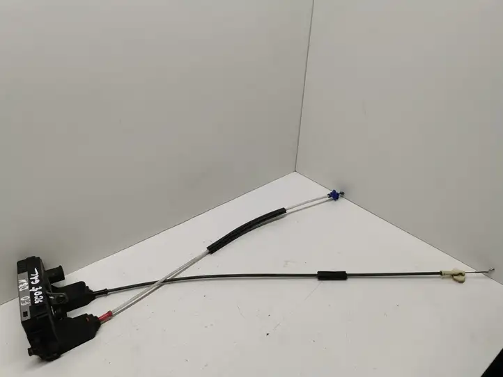 Opel Zafira (1999 - 2003)  24414135 Замок задней двери