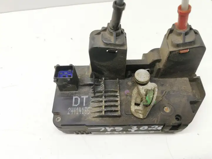 Opel Zafira (1999 - 2003)  24414135 Замок задней двери