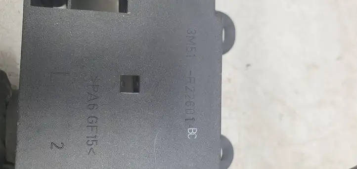 Ford Focus C-MAX (2003 - 2010)  3M51R22601BC Внутренняя ручка