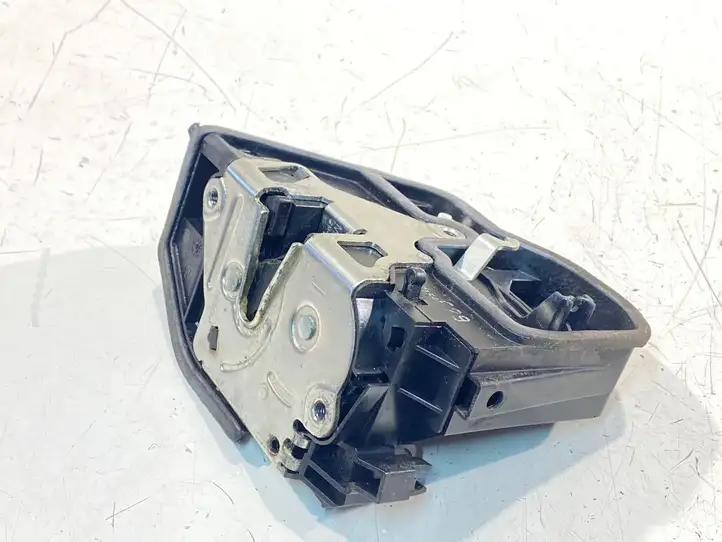 BMW 5 E60 E61 (2004 - 2010) 7154630 Замок задней двери — фото 2