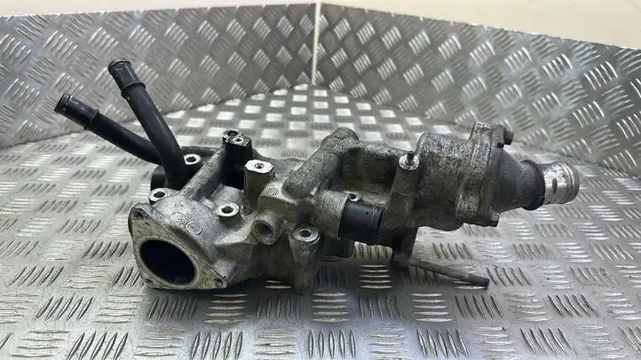 Kia Sportage    Термостат EGR