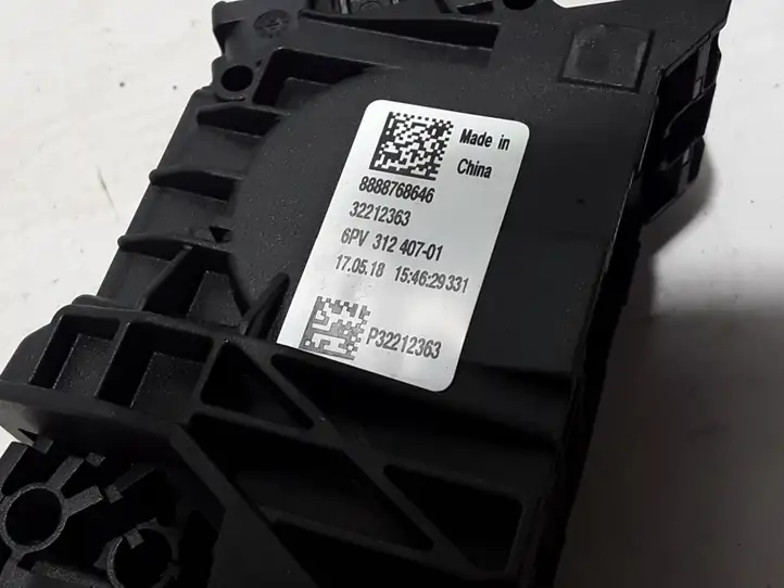 Volvo XC40 (2017 - ) 32212363 Педаль акселератора — фото 3