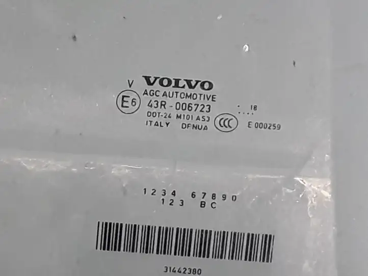 Volvo XC40 (2017 - ) 31442380 Стекло задней двери — фото 3
