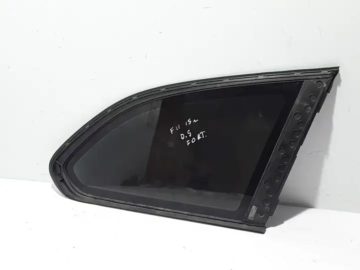 BMW 5 F10 F11 (2009 - 2016) 7046272 Заднее боковое стекло — фото 1