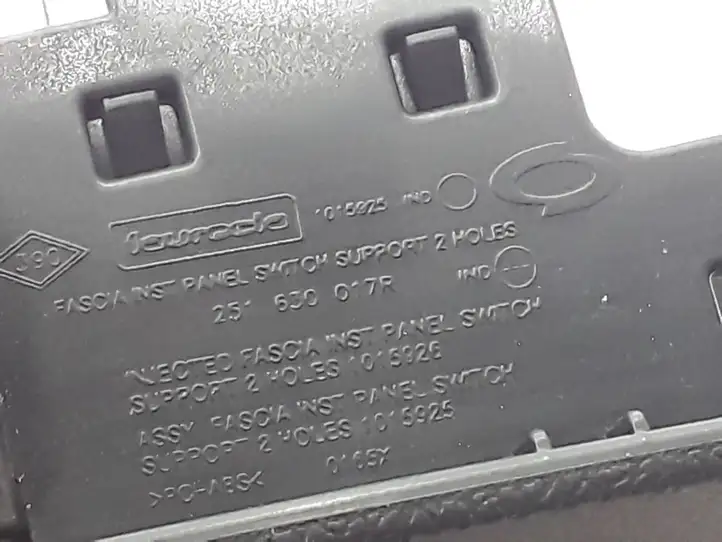 Renault Latitude (L70) (2010 - 2014) 251630017R Кнопка ESP — фото 3