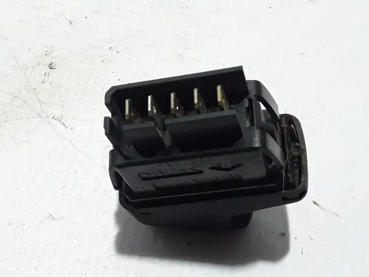 Renault Kangoo I (2003 - 2008) 8200090316 Кнопка стеклоподъемников — фото 3
