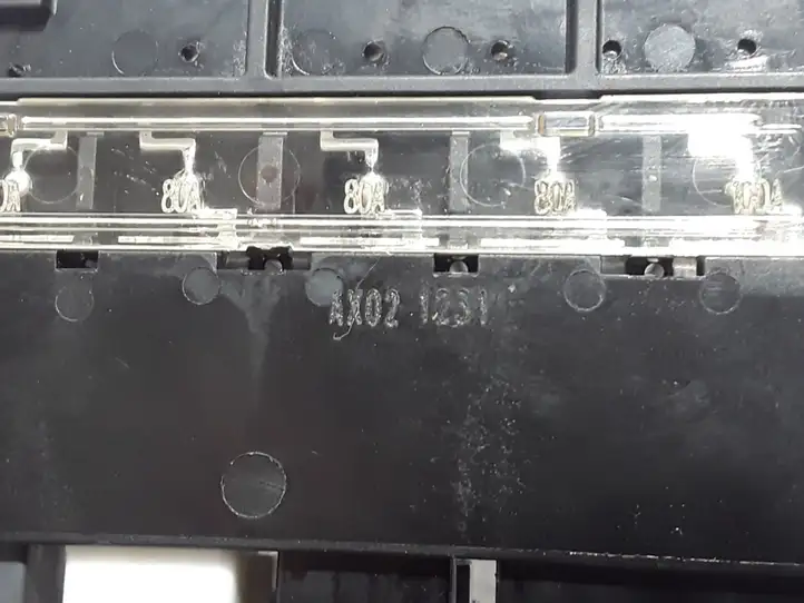 Renault Zoe (2012 - ) AX021231 Плюсовой провод аккумулятора — фото 2