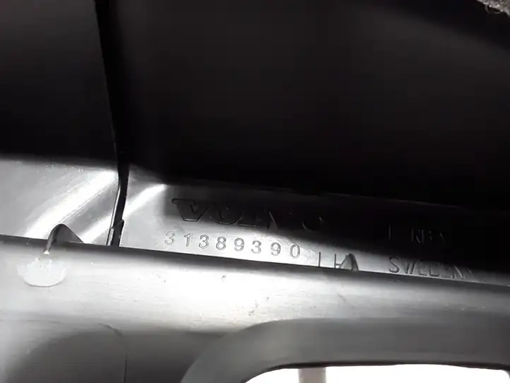 Volvo V40 Cross country (2016 - 2019) 31389390 Обшивка стойки у окна — фото 3