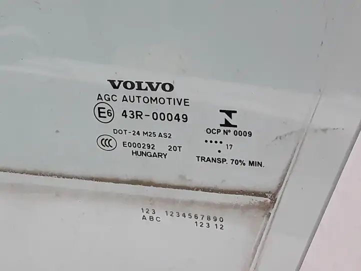 Volvo V40 Cross country (2016 - 2019) 31386762 Стекло передней двери — фото 3