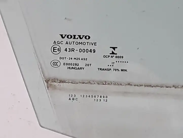Volvo V40 Cross country (2016 - 2019) 31386763 Стекло передней двери — фото 2