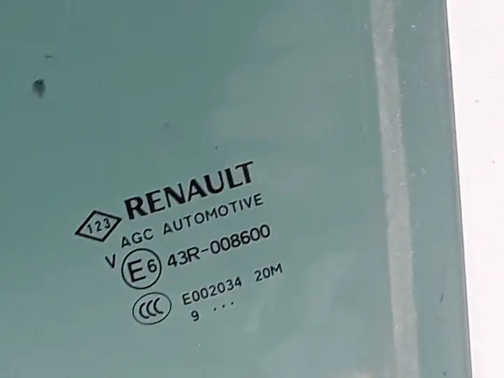 Renault Megane IV (2016 - ) 823011727R Стекло задней двери — фото 2