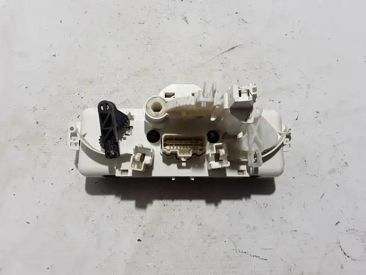 Renault Clio II (2001 - 2005) 030967W Блок управления кондиционером — фото 3