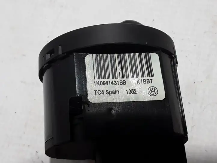 Volkswagen Caddy (2010 - 2015) 1K094131 Включатель фонарей — фото 2