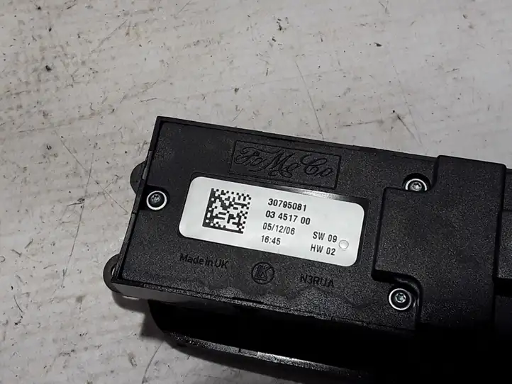 Volvo S40 (2004 - 2007) 30795081 Кнопка стеклоподъемников — фото 2