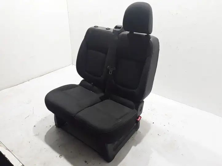 Renault Trafic III (X82) (2014 - ) Переднее сиденье пассажира — фото 2