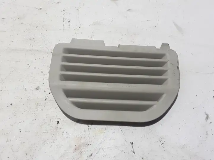 Chrysler Pacifica (2016 - )  5RJ35TRMAB Боковая отделка (у окна)