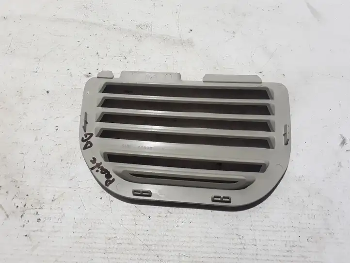 Chrysler Pacifica (2016 - )  5RJ35TRMAB Боковая отделка (у окна)