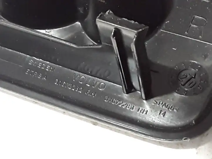 Volvo XC60 (2017 - )  31672282 Другая деталь салона