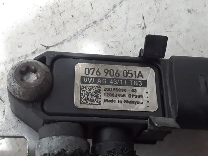 Volkswagen Tiguan (2007 - 2011) 076906051A Датчик давления выхлопа — фото 3