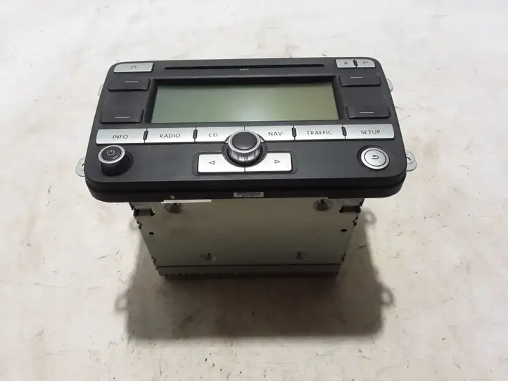 Volkswagen Tiguan (2007 - 2011)  1K0035191 Радио/ проигрыватель CD/DVD / навигация