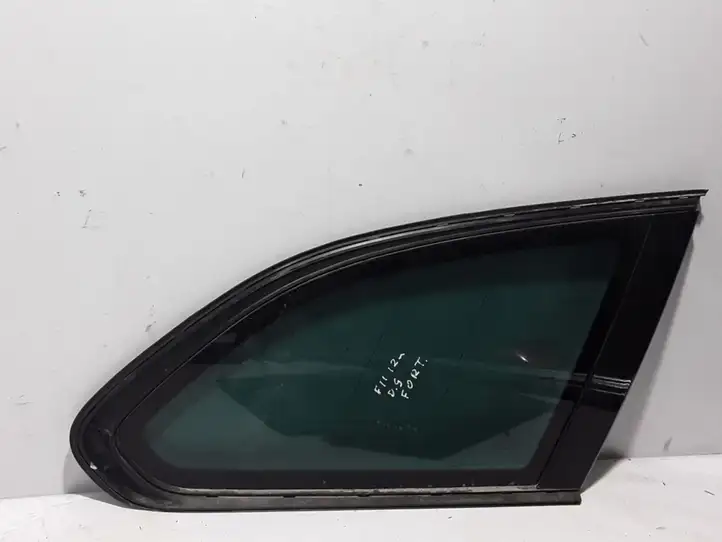 BMW 5 F10 F11 (2009 - 2016)  7046272 Заднее боковое стекло кузова