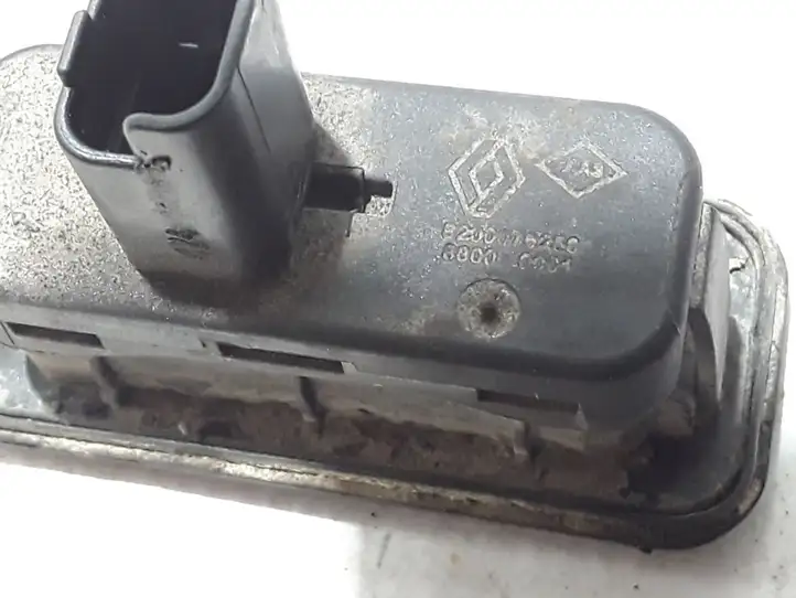 Renault Scenic II - Grand scenic II (2003 - 2006) 8200076258 Кнопка закрытия крышки багажника — фото 3