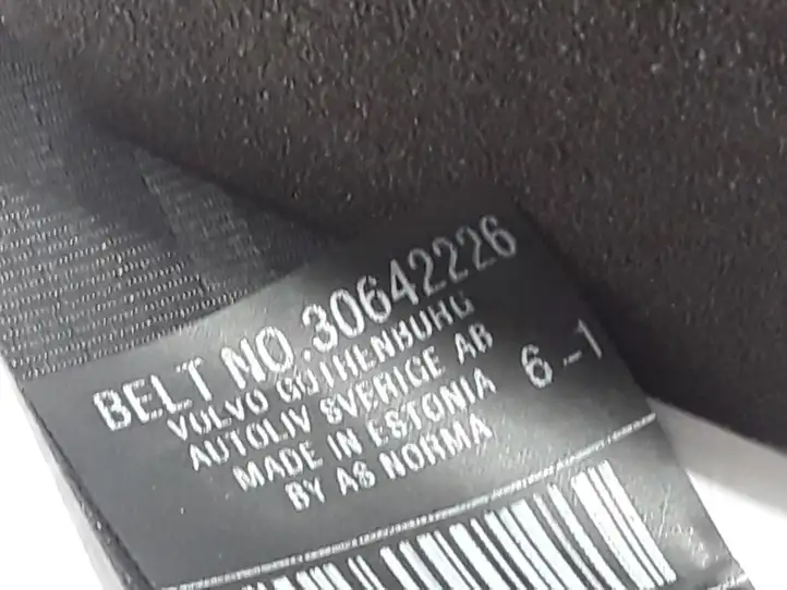 Volvo C30 (2007 - 2010) 30642226 Задний ремень безопасности — фото 2