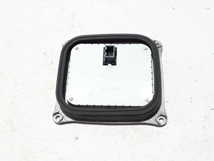 Chrysler Pacifica (2016 - )  147000015100 Блок управления Xenon