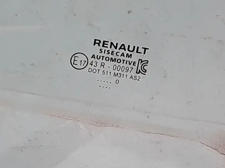 Renault Clio V (2019 - ) 823009796R Стекло задней двери — фото 2