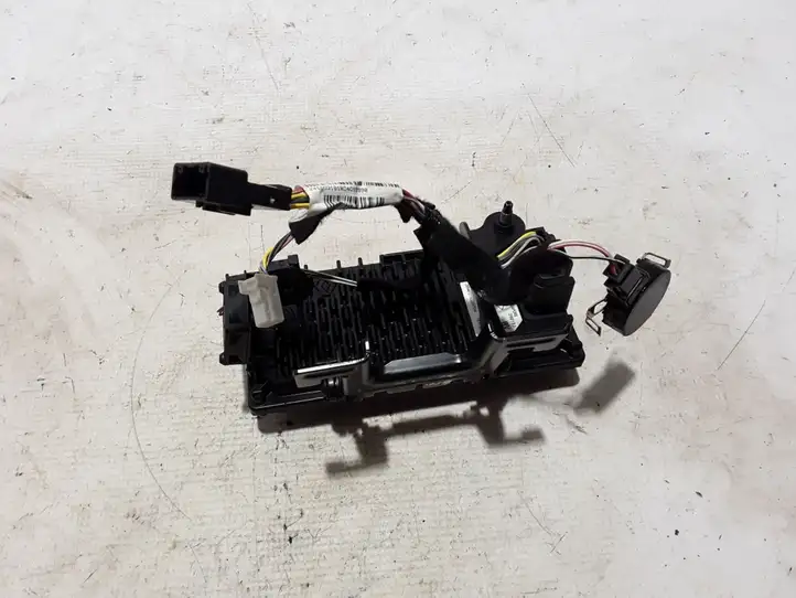 Renault Scenic III -  Grand scenic III (2009 - 2016)  284629358R Радар дистроник