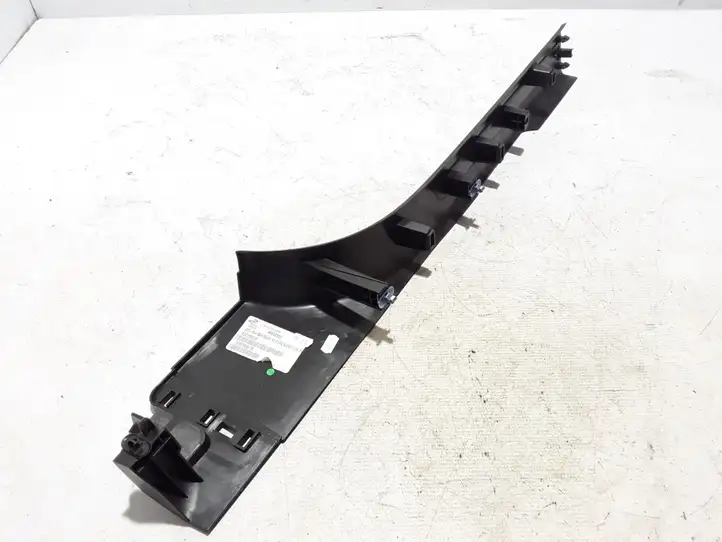 Renault Espace (2015 - 2019)  769517146R Отделка переднего порога (внутренняя)