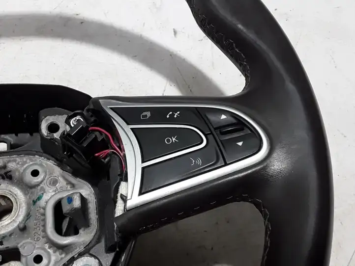 Renault Espace V (RFC) (2015 - 2019) 484000726R Руль — фото 3