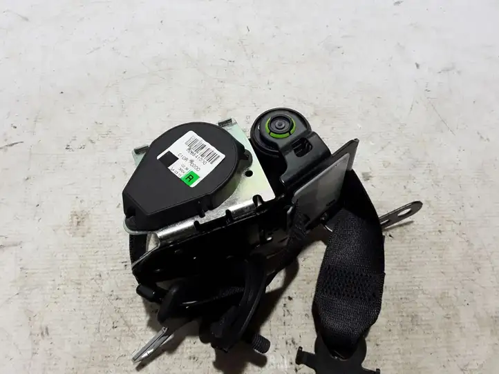 BMW 5 F10 F11 (2009 - 2016)  626641000 Передний ремень безопасности