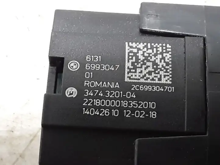 BMW 5 G30 G31 (2016 - ) 6993047 Включатель аварийных фонарей — фото 2