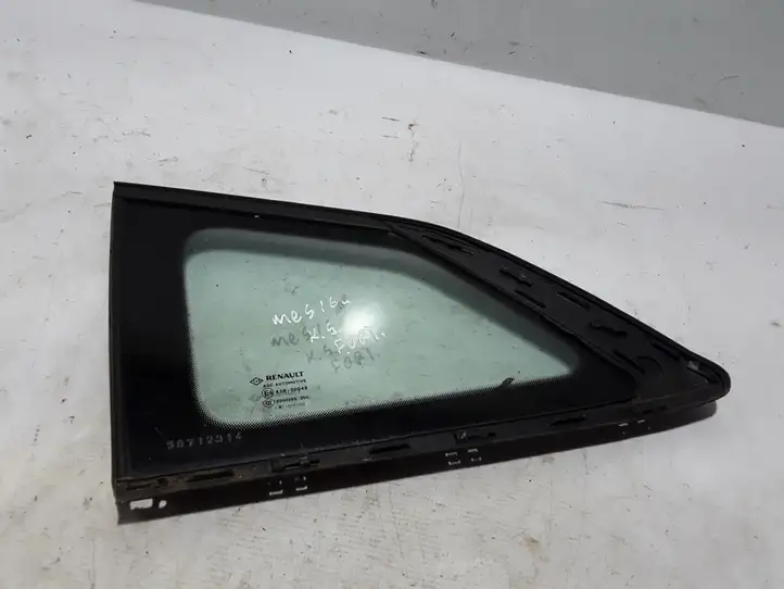 Renault Megane III (2009 - 2016) 833075308R Заднее боковое стекло — фото 1