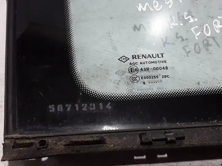 Renault Megane III (2009 - 2016) 833075308R Заднее боковое стекло — фото 2