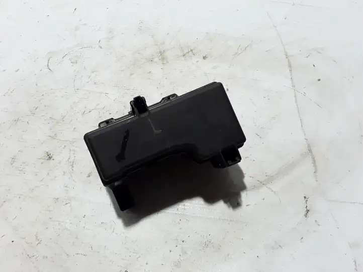 Renault Zoe (2012 - ) 252369795R Блок предохранителей (комплект) — фото 1